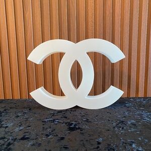 Rare X-LARGE CC White Art Decor